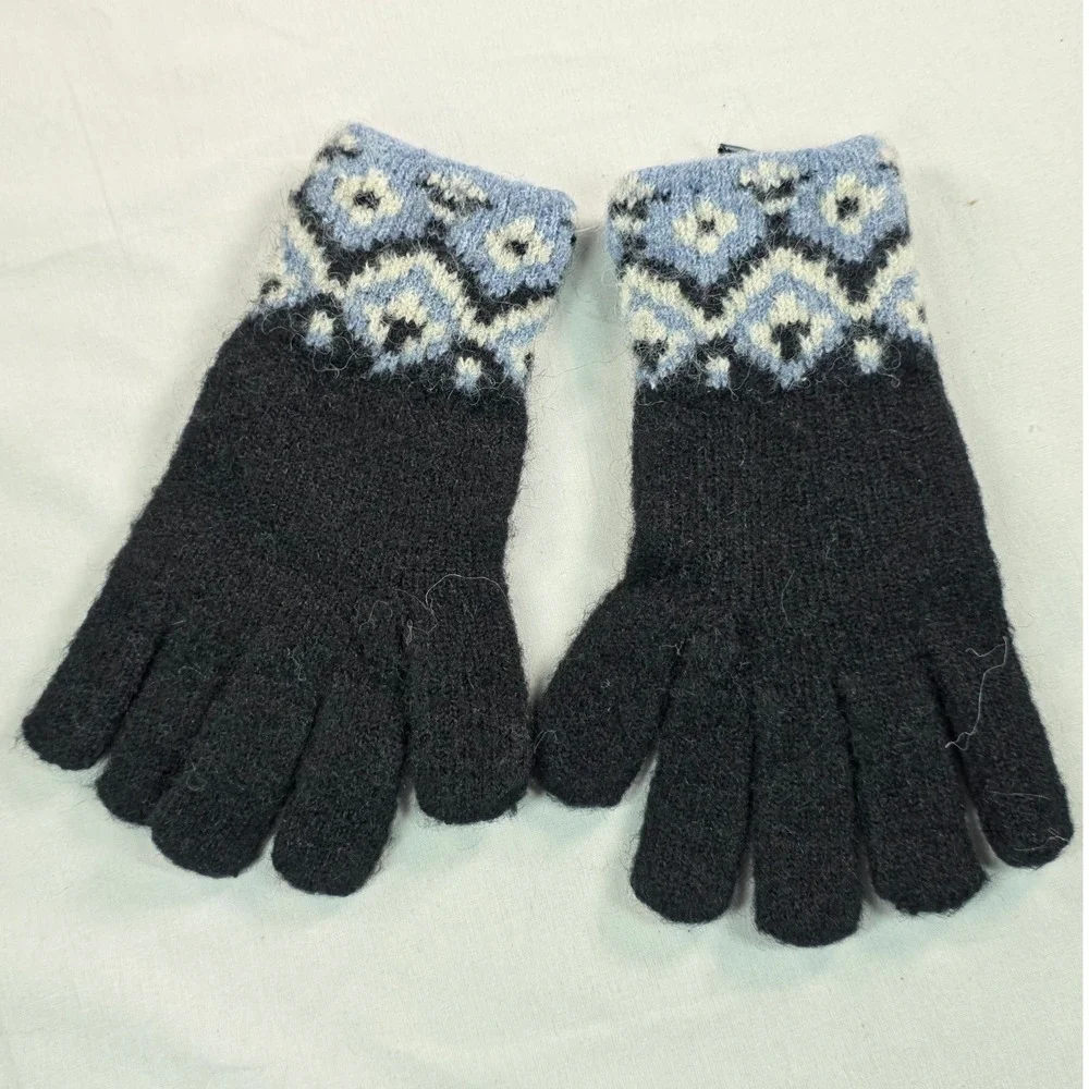 AQUA Women Gloves OS Black/Blue Fair Isle Knit Winter Nordic Cozy Holiday NWT